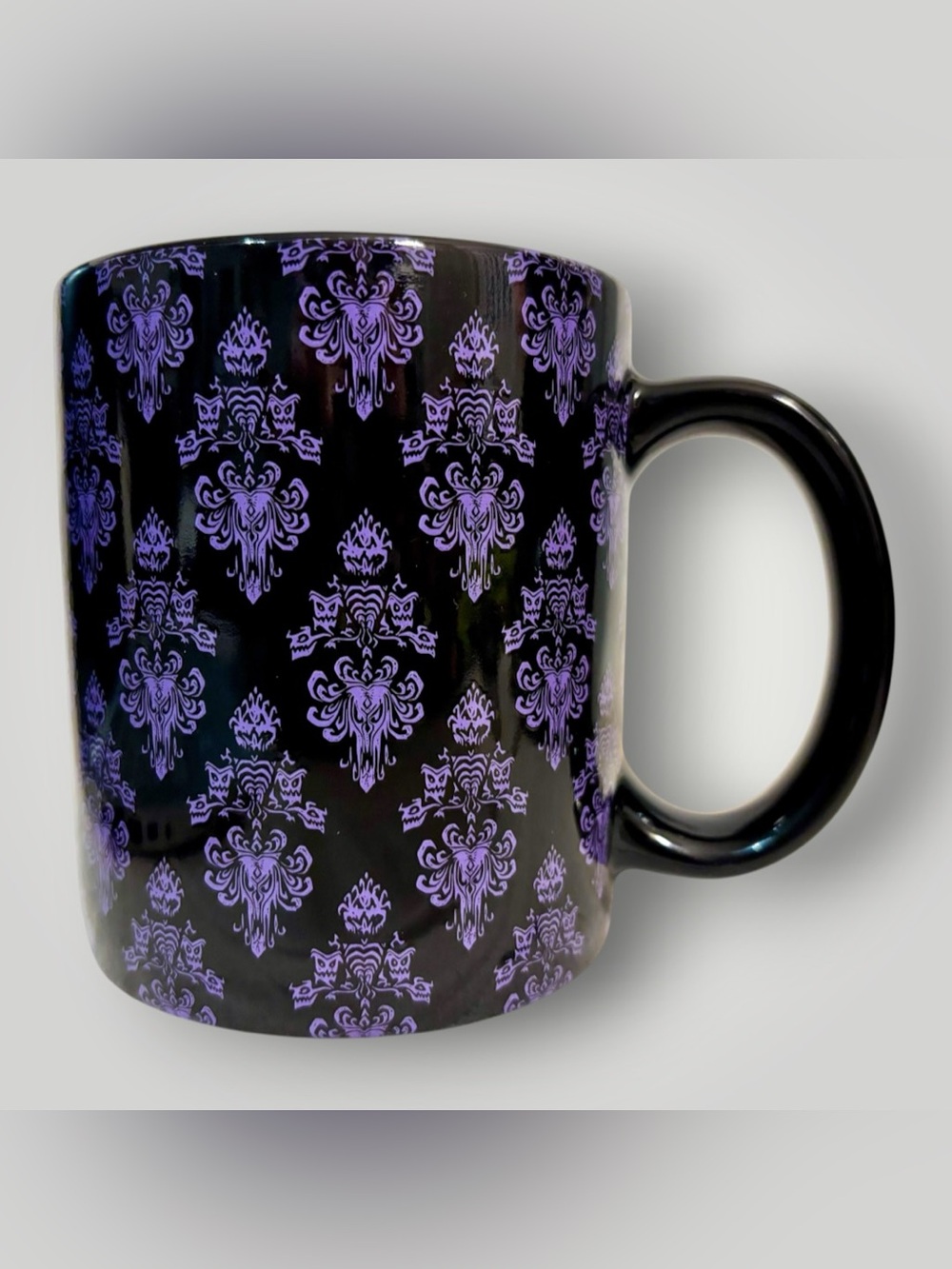 Disney Parks The Haunted Mansion Purple & Black Wallpaper "Hurry Back" 20 oz Mug